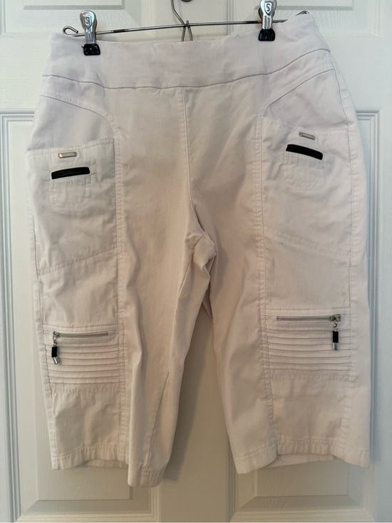 jamie sadock Pants - Jamie Sadock “Skinnylicious” Cargo Capri Pull On  Golf Shorts